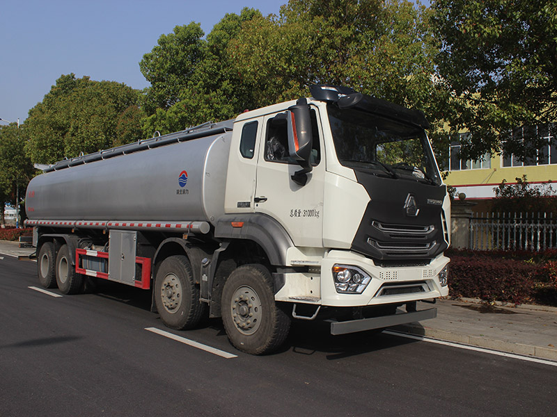 重汽豪沃26立方SCS5313TGYZZ6供液車(chē)